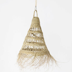 Woven Rattan Lampshade  Very beautiful suspension it is composed of an association between braiding plant to traditional suspensions.