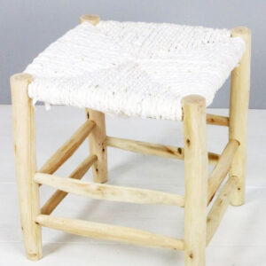 WOVEN STOOL White Moroccan stool with a unique design The doum palm tree and laurel wood were used to create this piece.